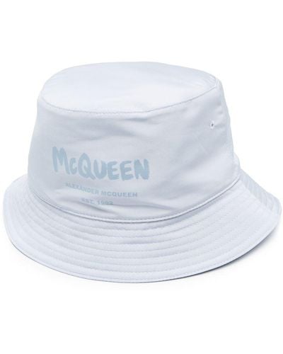 Alexander McQueen Sombrero de pescador con logo estampado - Blanco