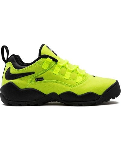 Nike X Supreme Sb Darwin Low "volt" Sneakers - Green