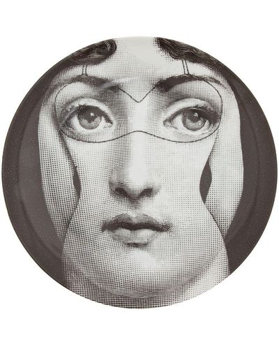 Fornasetti Piatto con volto stampato - Grigio