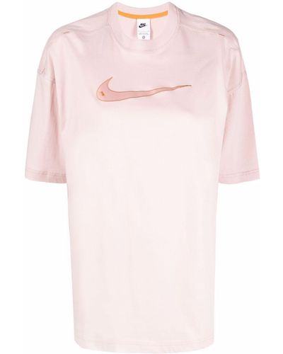 Nike ロゴ Tシャツ - ピンク