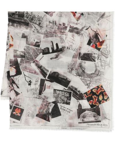 Alexander McQueen Sjaal Met Print - Grijs