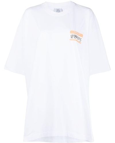 Vetements T-Shirt mit Logo-Print - Weiß