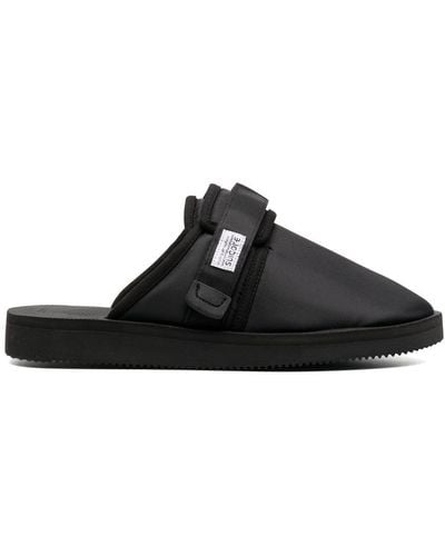 Suicoke Zapatos slippers con parche del logo - Negro