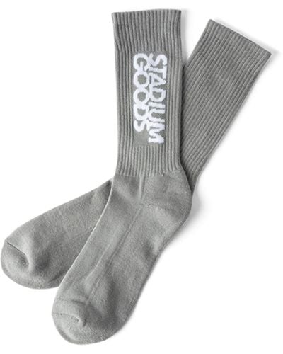 Stadium Goods Logo "cool Grey" Crew Socks - Gray