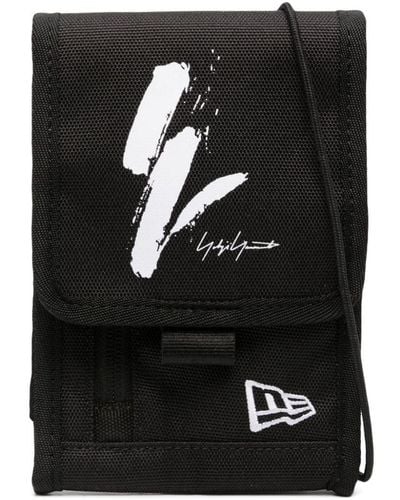 Yohji Yamamoto Logo-embroidered Pouch Bag - Black