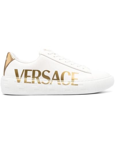 Versace 'Greca' Sneakers mit Logo - Weiß