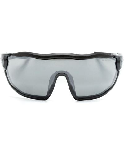 Nike Show X Rush Sonnenbrille mit Shield-Gestell - Grau