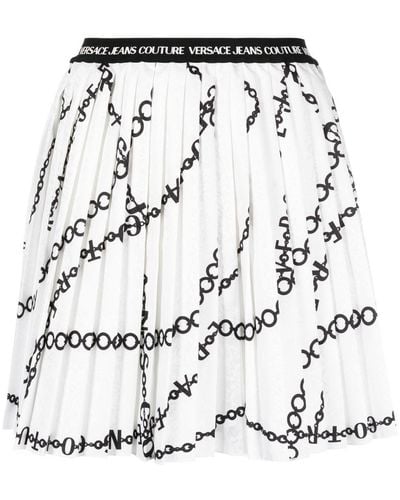 Versace ネックレスプリント プリーツミニスカート - ホワイト