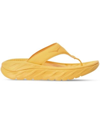 Hoka One One Ora Recovery Flip Flops - Yellow