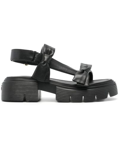 Stuart Weitzman T-bar Strap Leather Sandals - Black
