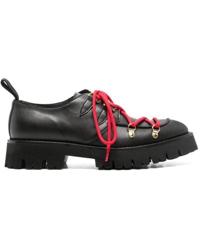 Moschino Derby-Schuhe mit spitzer Kappe - Schwarz