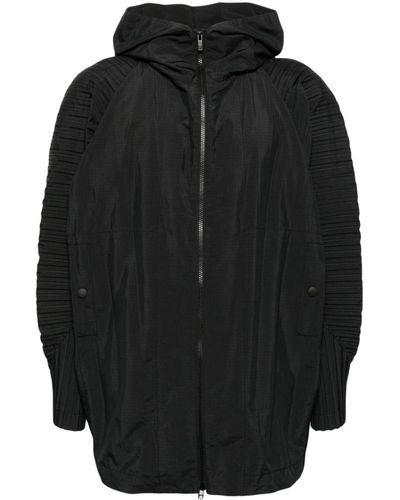 Homme Plissé Issey Miyake Veste plissée Cascade à capuche - Noir