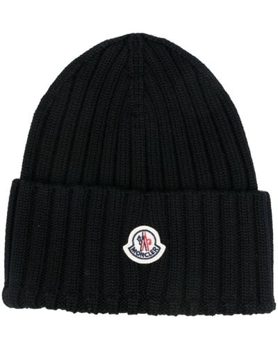 Moncler Wool Beanie With Logo Patch - Black