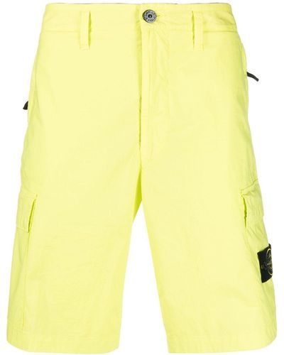Stone Island Cargo-Shorts mit Logo-Patch - Gelb
