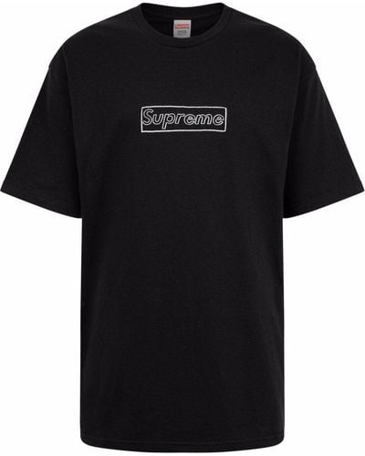 Supreme X Kaws T-shirt Met Logo - Zwart