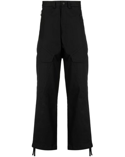 Moncler Pantalones rectos con parche del logo - Negro