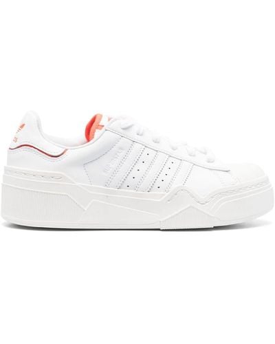 adidas Sneakers mit Logo-Patch - Weiß