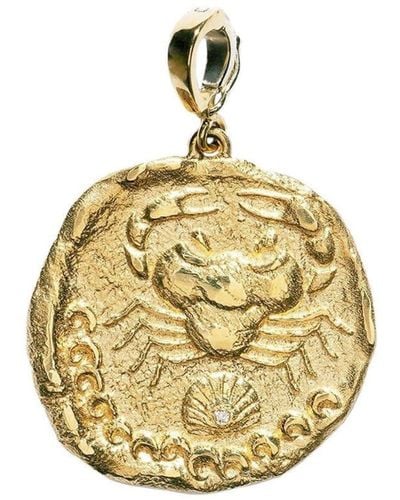 Azlee 18kt Yellow Gold Large Karkinos Coin Diamond Pendant - Metallic