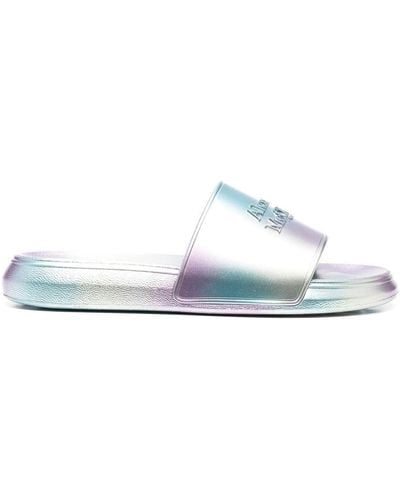 Alexander McQueen Slippers Met Logo Reliëf - Blauw