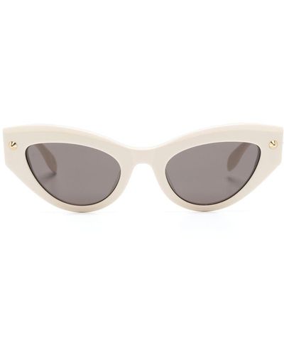 Alexander McQueen Spike-stud Detail Cat-eye Sunglasses - Gray