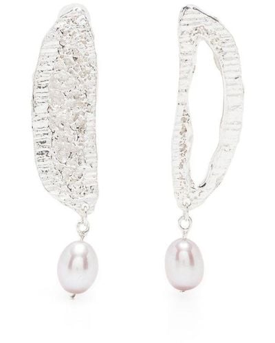 Loveness Lee Ohrringe mit Perlen - Weiß