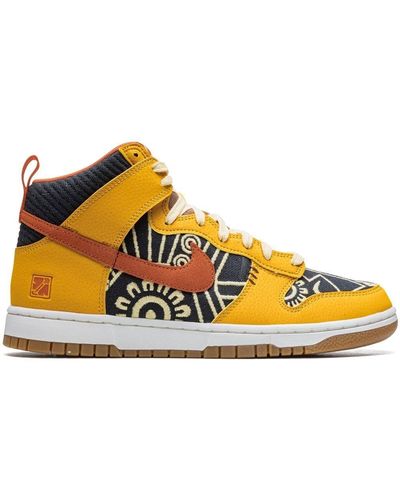 Nike Dunk High "somos Familia" スニーカー - イエロー