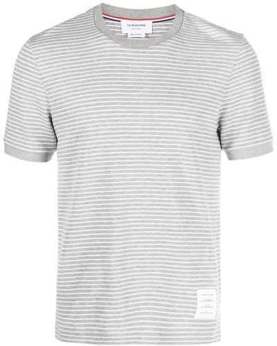 Thom Browne T-shirt en coton à fines rayures - Blanc