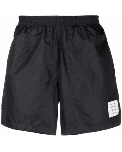 Thom Browne Pantalones cortos de chándal con parche del logo - Negro