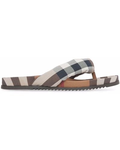 Burberry Geruite Slippers - Wit
