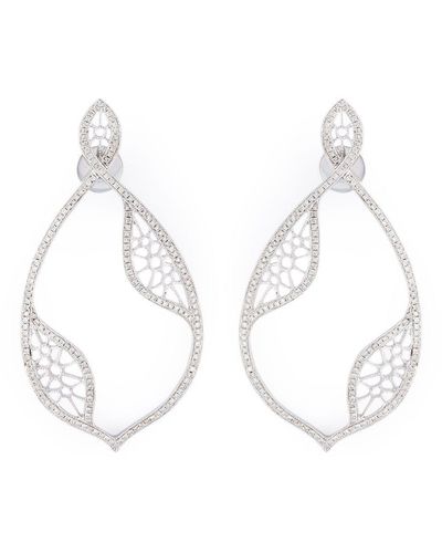 Joelle Jewellery Boucles d'oreilles dormeuses pavées de diamants - Blanc