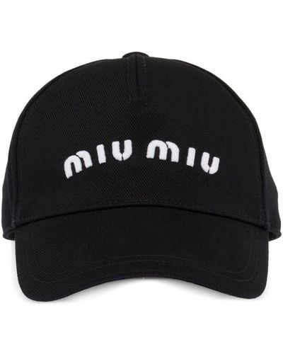 Miu Miu Pet Met Geborduurd Logo - Zwart