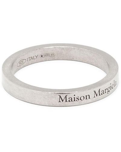 Maison Margiela Ring mit graviertem Logo - Weiß