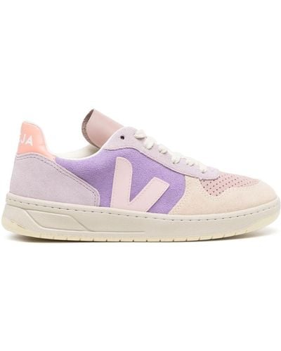 Veja Zapatillas bajas V-10 con diseño de paneles - Rosa