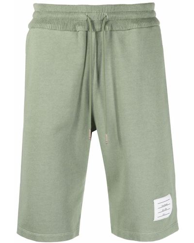 Thom Browne Pantalones cortos de chándal con parche del logo - Verde
