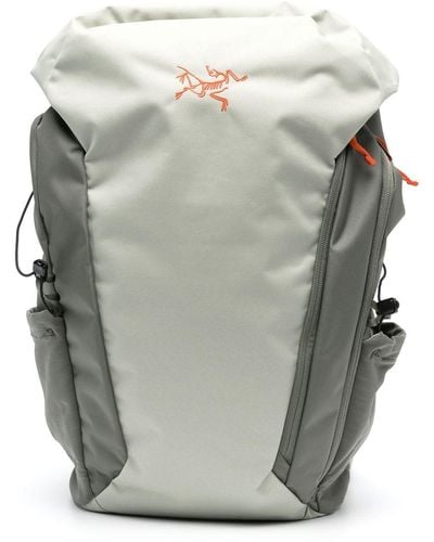 Arc'teryx Mantis 30l Backpack - Gray