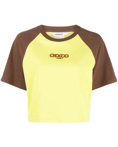 Chocoolate Logo-embossed Cropped T-shirt - Yellow