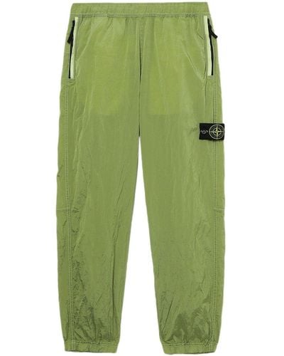 Stone Island Pantalones de chándal con distintivo Compass - Verde