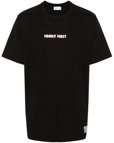 FAMILY FIRST Camiseta con logo estampado - Negro