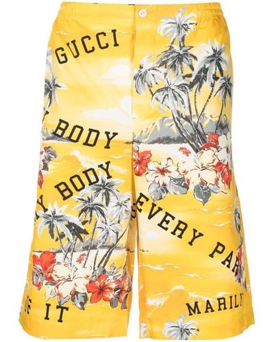 Gucci Bermuda Shorts Met Palmprint - Geel