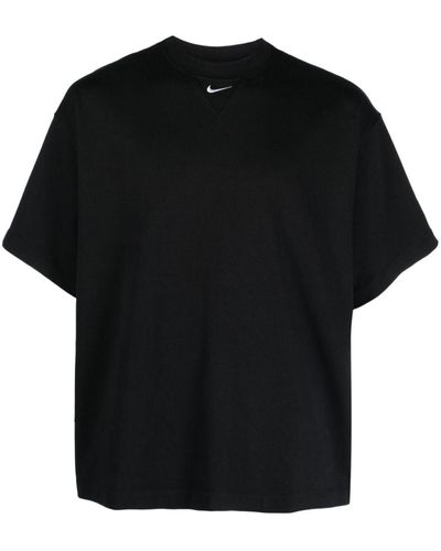 Nike T-Shirt mit Swoosh - Schwarz