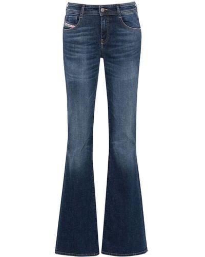 DIESEL Tief sitzende 1969 D-Ebbey Bootcut-Jeans - Blau