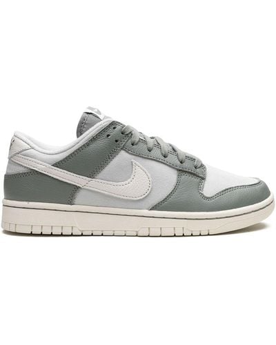 Nike Dunk Low Retro Prm "mica Green" Trainers - Grey