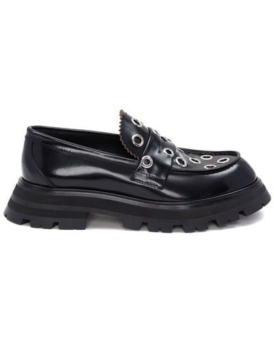 Alexander McQueen Wander eyelet loafers - zapatos planos elegantes - Negro