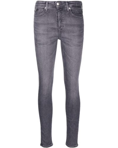 Calvin Klein Halbhohe Slim-Fit-Jeans - Blau