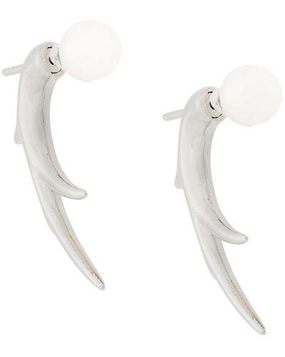 Shaun Leane Sterling Silver Cherry Blossom Pearl Talon Earrings - Metallic