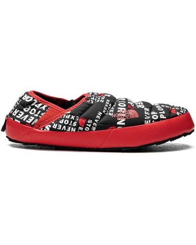 The North Face Thermoball Traction V Mules - Red