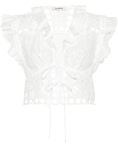 Sandro Blouse en broderie anglaise à coupe crop - Blanc