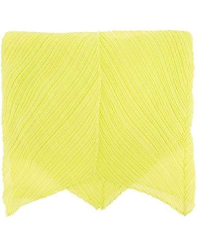 Pleats Please Issey Miyake Pointed-tip Plissé Scarf - Yellow