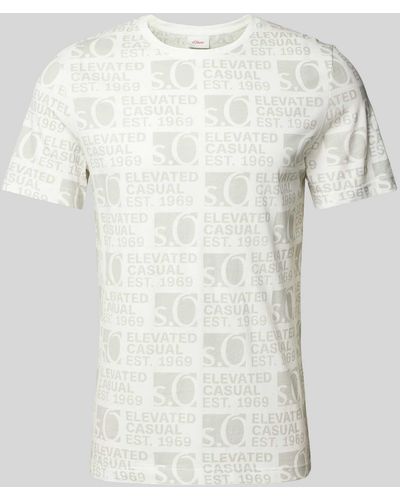s.Oliver RED LABEL T-Shirt mit Allover-Label-Print - Weiß