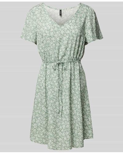 Vero Moda Minikleid aus Viskose mit floralem Muster Modell 'EASY JOY' - Grün
